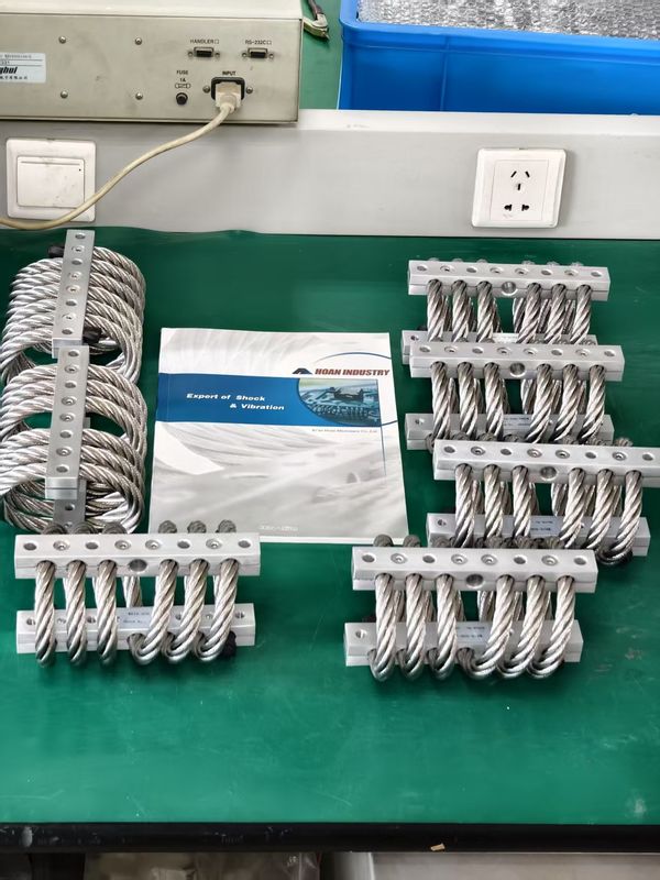 JGX-0480D-12A Dayanıklı Tel Halatlı Titreşim İzolatörü, Aşırı Sıcaklıklarda Sismik Takviye ve Şok Emilimi İçin