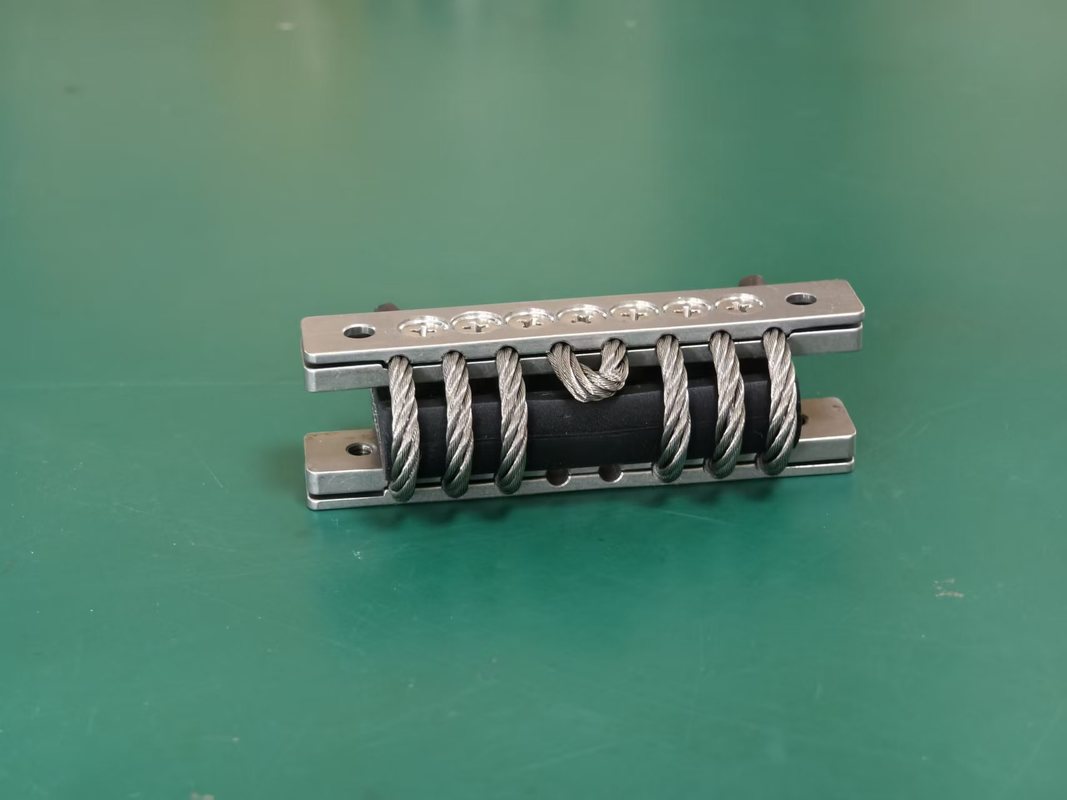 İyi Termal Şok Direncine ve Kararlı Çalışma için Tamamen Metal Yapıya Sahip Özelleştirilebilir GX-60A(N) Tel Halatlı Titreşim İzolatörü